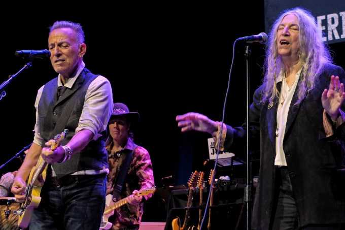 Bruce Springsteen Jammed With Patti Smith, Public Enemy, and Dr. Dre at the American Music Honors